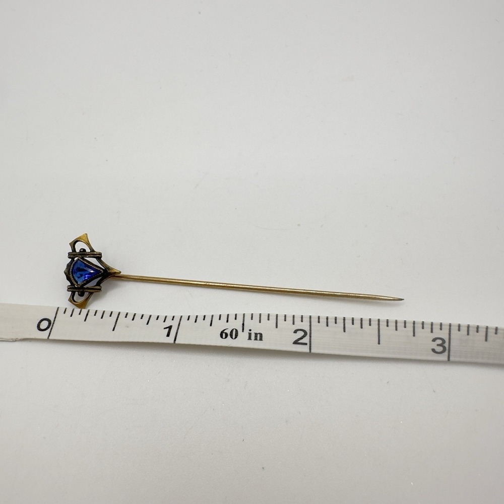 Antique Stick Pin Art Nouveau Blue Glass Gold Tone Openwork Cravat Lapel Hat Pin - Picture 9 of 9